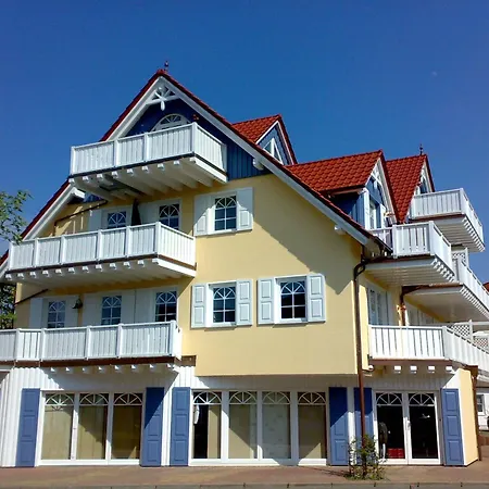 Fritz-re Uter-strasse Sonnenuhr شقة