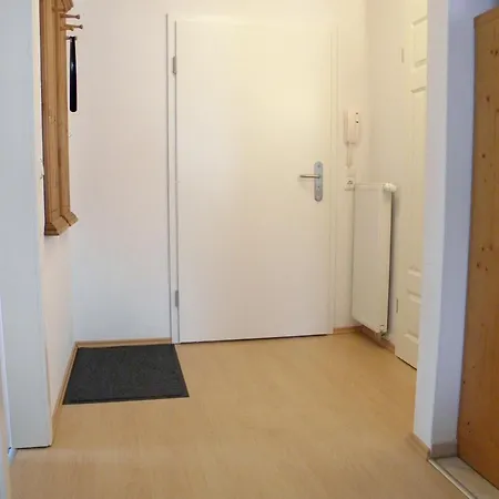 Fritz-re Uter-strasse Sonnenuhr شقة *